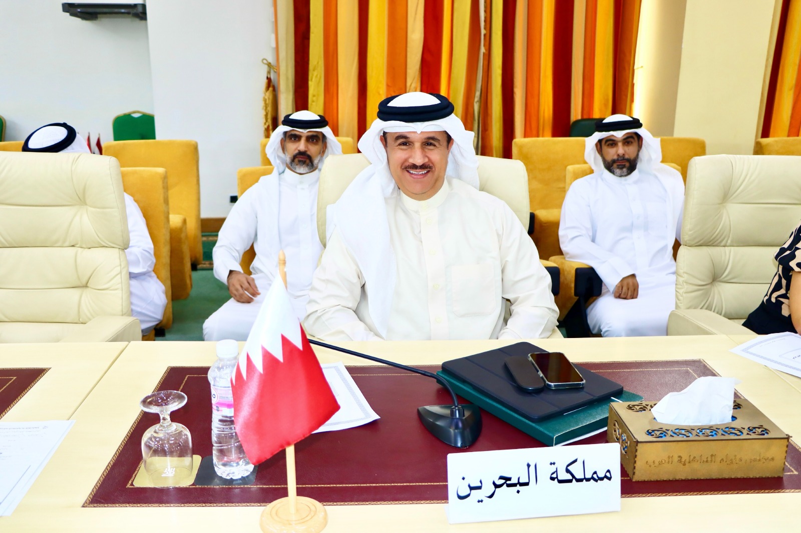 مساعد رئيس الأمن العام لشئون العمليات والتدريب يشارك في اجتماع فريق الخبراء العرب المعني بمكافحة الإرهاب<